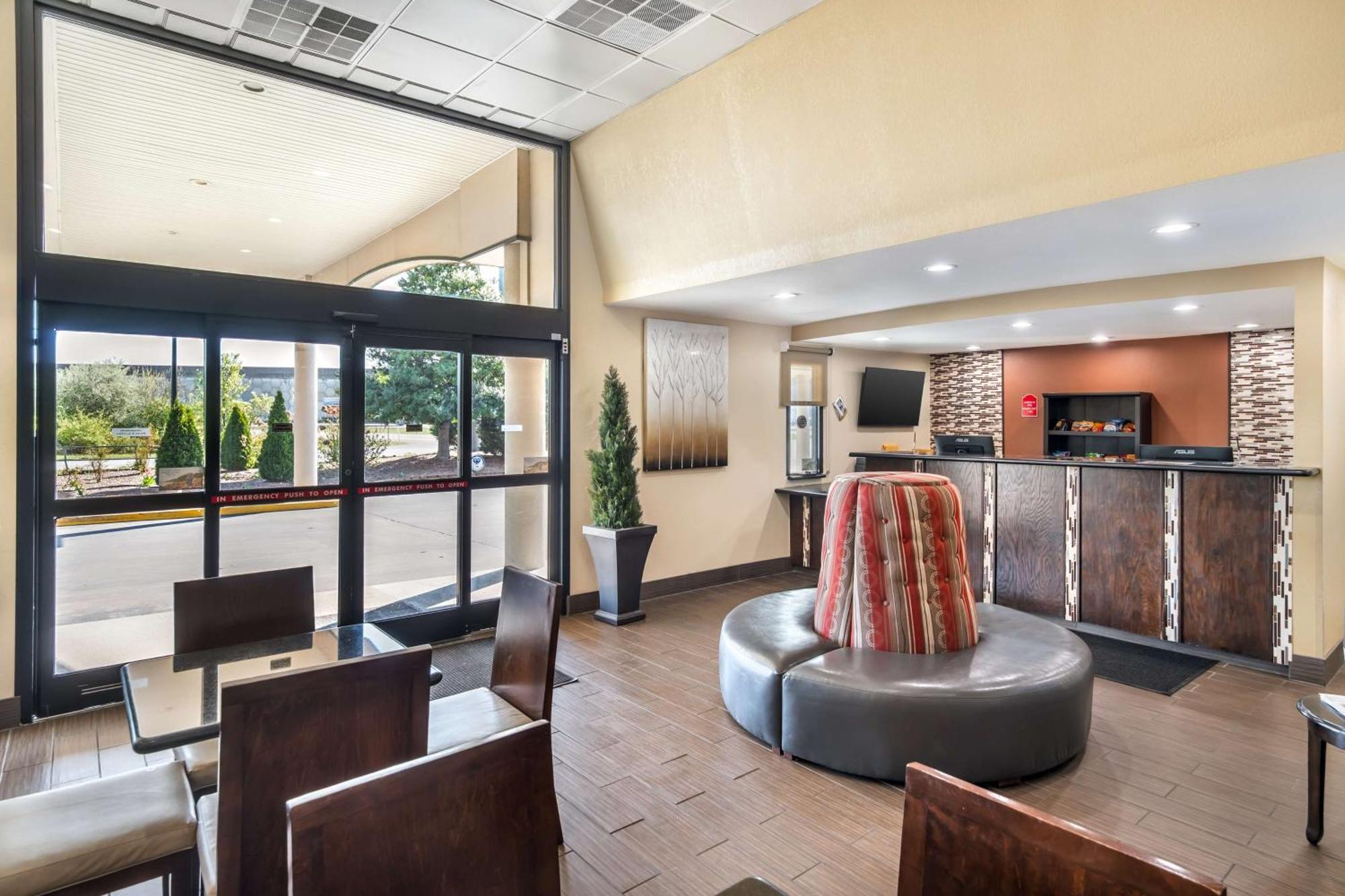Best Western Green Tree Inn Кларксвилл Экстерьер фото